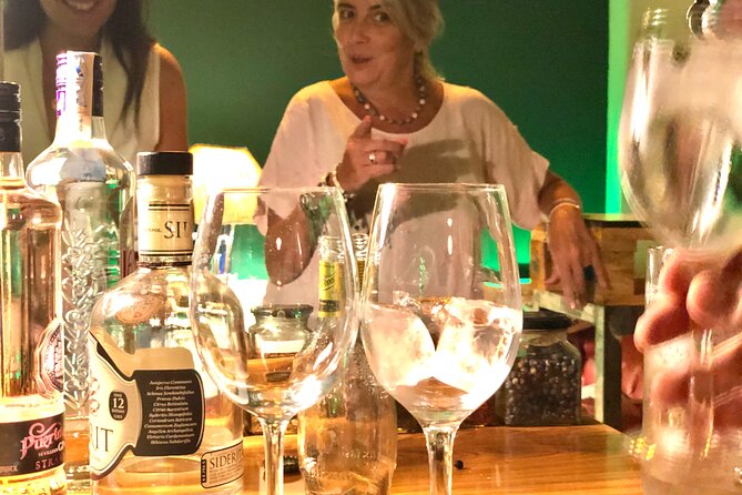 1-Hour Gin Tonics Guided Workshop with special view in Madrid - Who Should Book This Gin Tonic Workshop?
