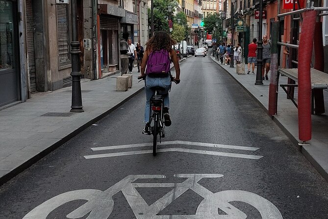 3-Hour Private Tour of Madrid by Bike - Plaza de España and Plaza del Callao: Big Photo Views in Minutes