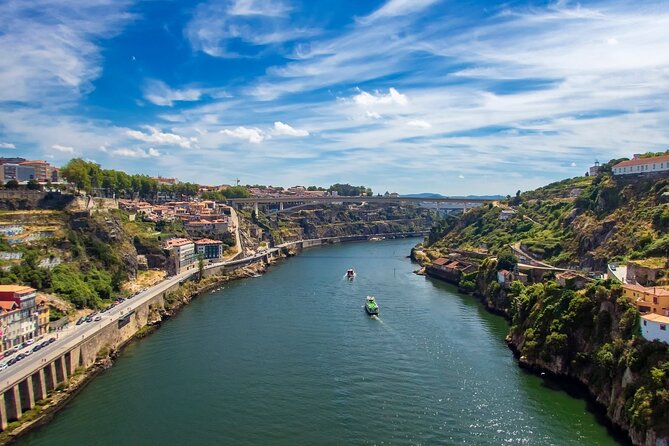 6 Day Portugal Tour including Lisbon and Fatima from Madrid - Batalha, Nazaré, and Alcobaça: UNESCO Architecture Plus Atlantic Mood