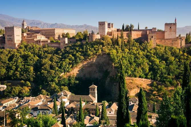 8-Day Spain Tour: Cordoba, Seville, Granada and Toledo from Madrid - Getting your bearings in Madrid: guided highlights plus your own hours