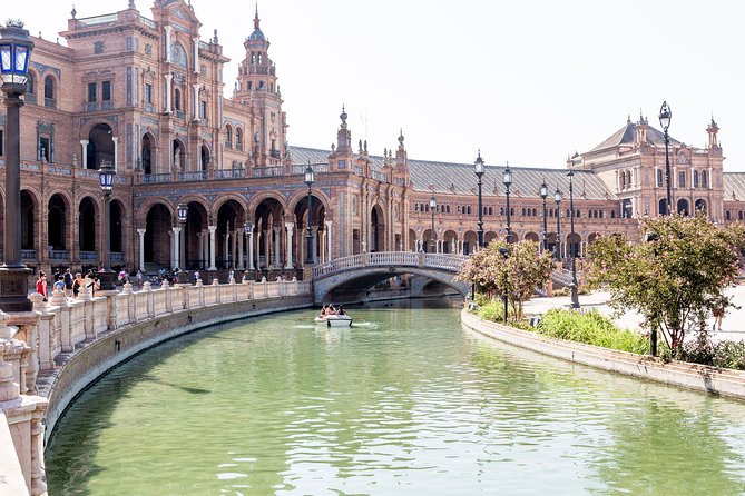9-Day Tour: Madrid, Andalusia, Valencia & Barcelona from Madrid - Granada and the Alhambra Ticket Timing Reality