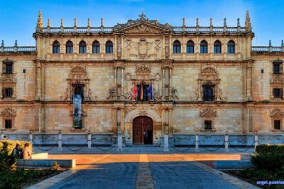 Alcalá de Henares Private Tour from Madrid - Stop 1: Making sense of Cervantes country on foot