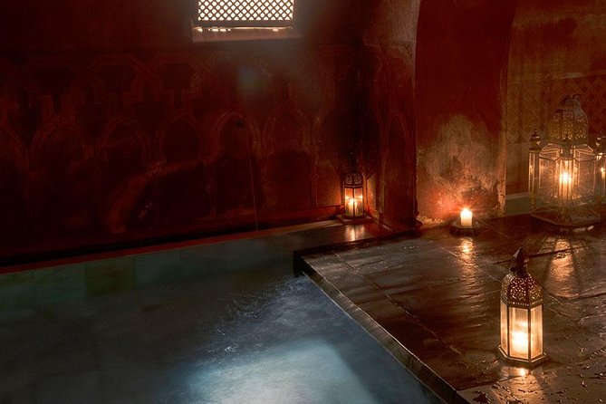 Arabian Baths and 60 min massage at Madrid's Hammam Al Ándalus - Where to meet near Atocha (and how not to lose time)
