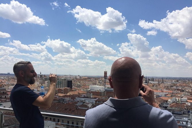 Architecture tour Gran Vía from its best rooftops 20thC - Stop 3: Edificio Telefónica (1929) and the 2012 reform story