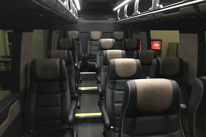 Arrival Private Transfer from MAD Airport to Madrid in a Minibus - What an Arrival Feels Like With a Helpful Chauffeur