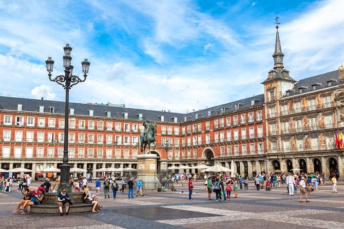 Arrival Transfer from Madrid Airport MAD to Madrid in Private Van - Getting ready before pickup: the small moves that help