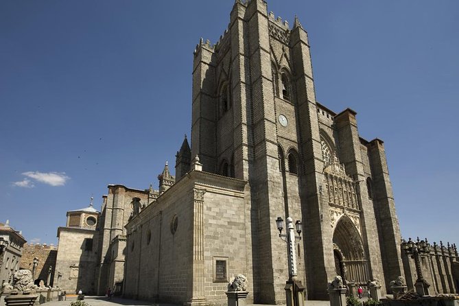 Avila Private tour from Madrid with hotel pick up and drop off - Madrid Hotel Pickup and Drop-Off: The Real Luxury Here