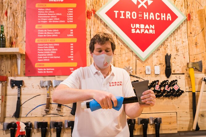 Axe Throwing 2 Hour Session - Key highlights worth noting