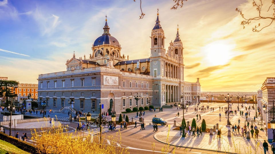 Best of Madrid: Private Walking Tour with a Local - Starting point and how you pick your pace (1 to 6 hours)