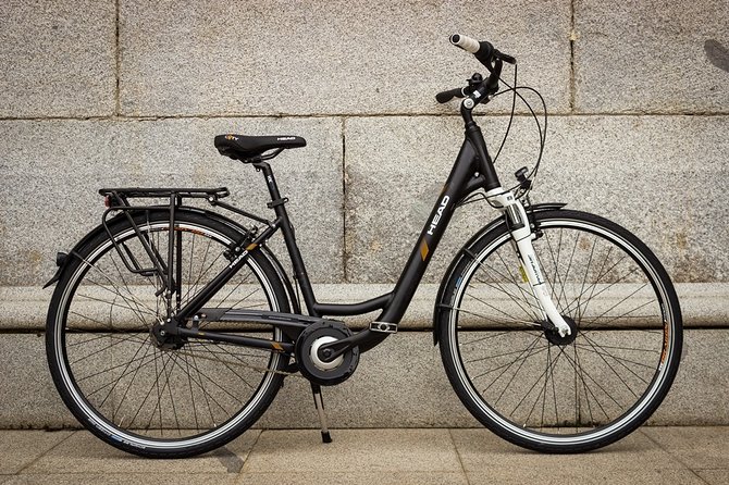 Bike Rental Madrid (full day)– Discover the city your way - Your Madrid riding plan: Retiro Park to Madrid Río