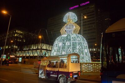 Christmas Lights Tour of Madrid in Eco Tuk Tuk Private - Electric and winter-proof: comfort for Christmas nights