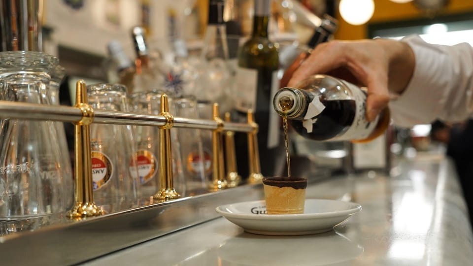 Discover the best "Wines and Tapas in Madrid". - Stop-by-stop: what each tavern teaches you (and what you’ll eat)