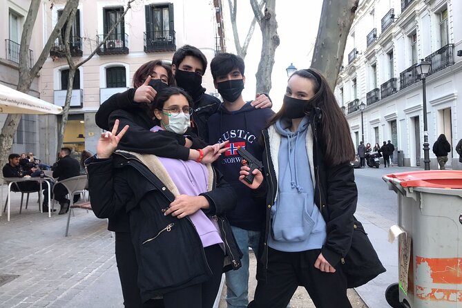 Escape game Madrid, chase the killer - Timing and Pace: About 1.5 Hours, Keep It Moving