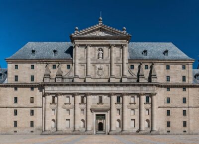 Escorial & Valley Half-Day Morning Tour from Madrid - Meeting point: the one detail that can save your morning