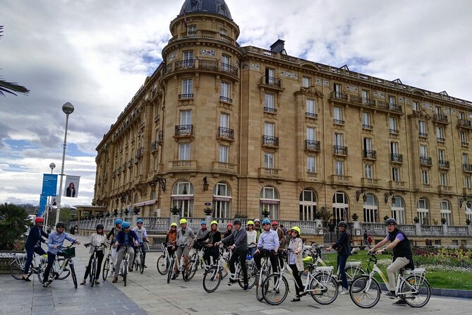 Essential Madrid Bike Tour (Small group, Semi private) - The route in order: from old squares to Retiro, Prado, and the Royal Palace