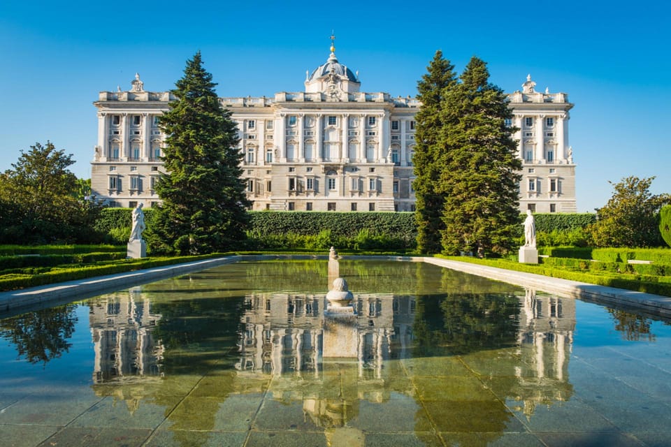 Essential Madrid: Walking Tour of the Historic Center - Getting started at All Ways Madrid Store (and why luggage storage helps)