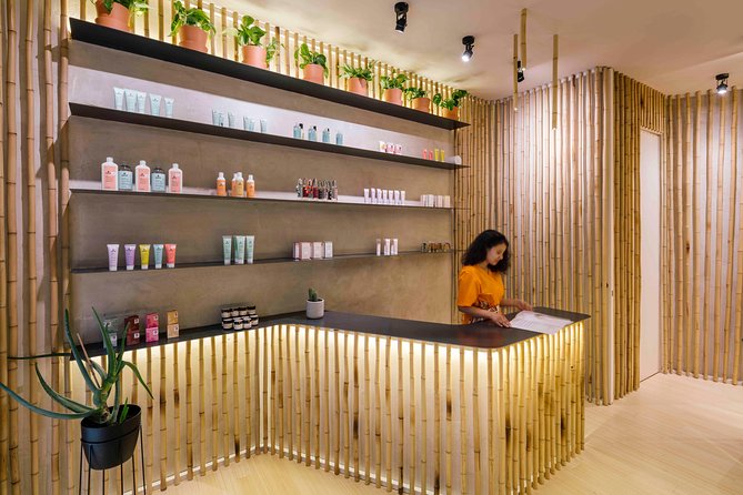 Eternal Youth Facial Treatment - Price and Value for a Full-Body Anti-Aging Session in Madrid