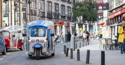 Explore Madrid’s Top Sights on an Electric Tuk-Tuk Tour - Where to Meet (and How to Find It Fast)