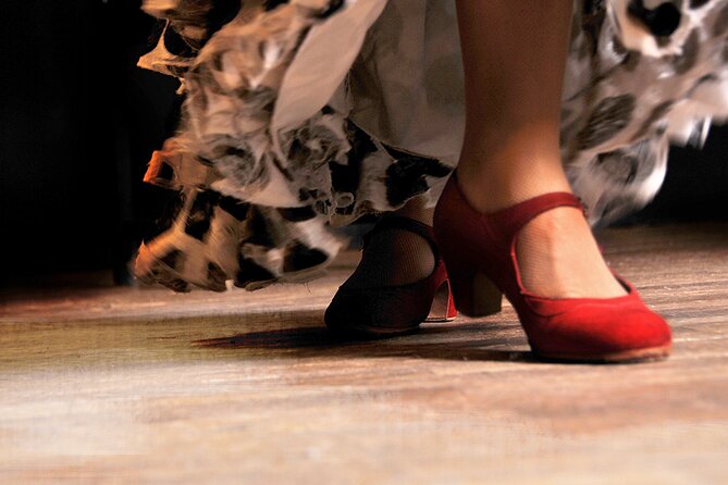 Flavours & Flamenco in Madrid Experience + Pub Crawl - The pub crawl portion: shots, discounts, and staying with the plan