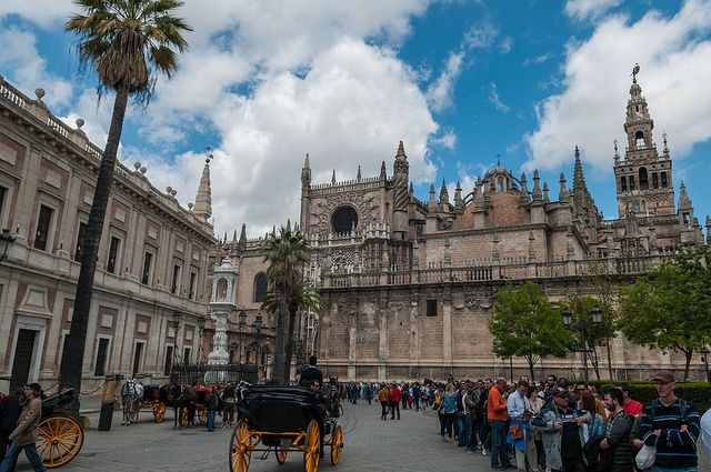 From Madrid: Andalusia with Cordoba and Costa del Sol 6 Days - Day 3: Seville Cathedral, Santa Cruz vibes, and Plaza de España