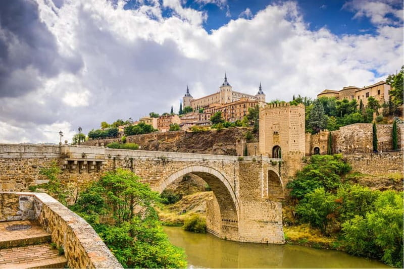 From Madrid: Full Day Trip to Segovia and Toledo - Comfort Tips That Make the Day Easier