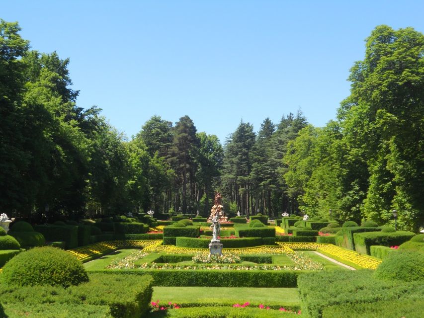 From Madrid: Segovia & La Granja Private Full-Day Tour - Segovia’s UNESCO monuments: Roman Aqueduct to old-town viewpoints