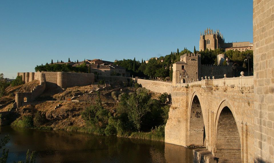From Madrid: Toledo and Segovia Highlights Private Tour - Who this private day trip is best for