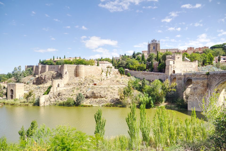 From Madrid: Toledo Guided Day Trip with Cathedral Admission - From VPT TRAVEL FOR ALL to Mirador del Valle viewpoints