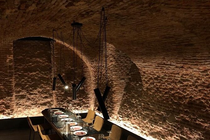 Gourmet Tasting of Iberian Ham Oil and Wine Small Group in Madrid - Key highlights to know before you go