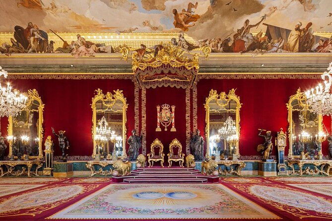 Guided tour to the Royal Palace of Madrid - Meeting Point at Pl. de la Villa: Don’t Lose Time on Arrival