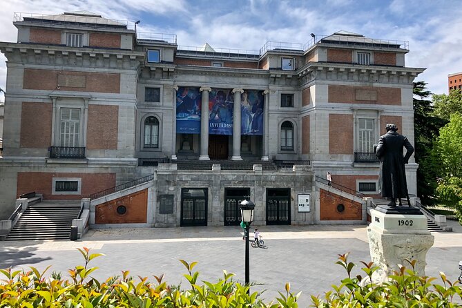 Half Day Private Prado Museum Guided Tour - Plaza de Cibeles: a quick stroll through Madrid’s monumental center