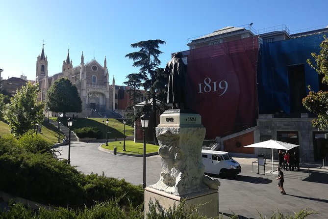 Italian Prado Museum Tour | Maximum 7 people | No line - Meet Stefania: why this small group feels personal