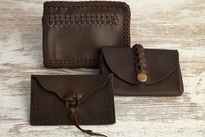 Leathercraft Workshop in the Rastro of Madrid - Leathercraft in Madrid’s Rastro Area: Why This Workshop Feels Authentic