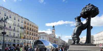 Madrid: 1.5-Hour City Highlights Guided Walking Tour - Royal Palace and Almudena Cathedral: power and faith in the same block