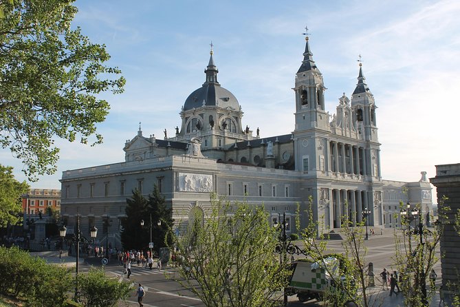 Madrid 2 Hours Private Walking Tour with Guide - Casa de Cervantes and the Neighborhood of Letters