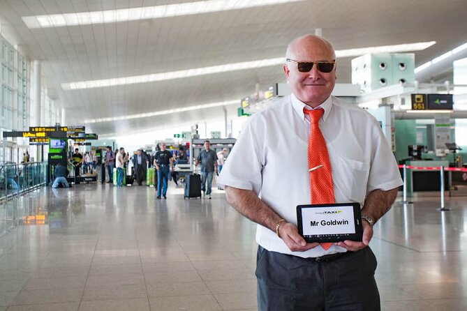 Madrid Airport to City Center: 1-Way Premium Private Transfer - From Airport to Hotel: What the Ride Feels Like in Practice
