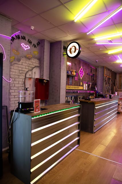 Madrid: Axe Throwing Challenge - Quick planning tips so you feel confident on arrival