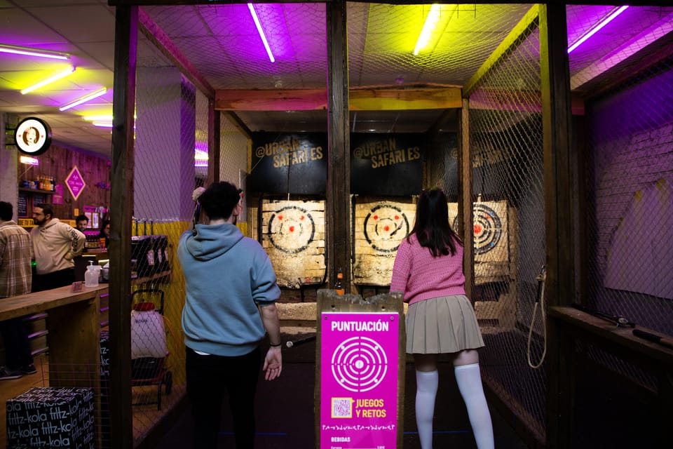 Madrid: Axe Throwing Challenge - Price and value: is $24 fair for 55 minutes?