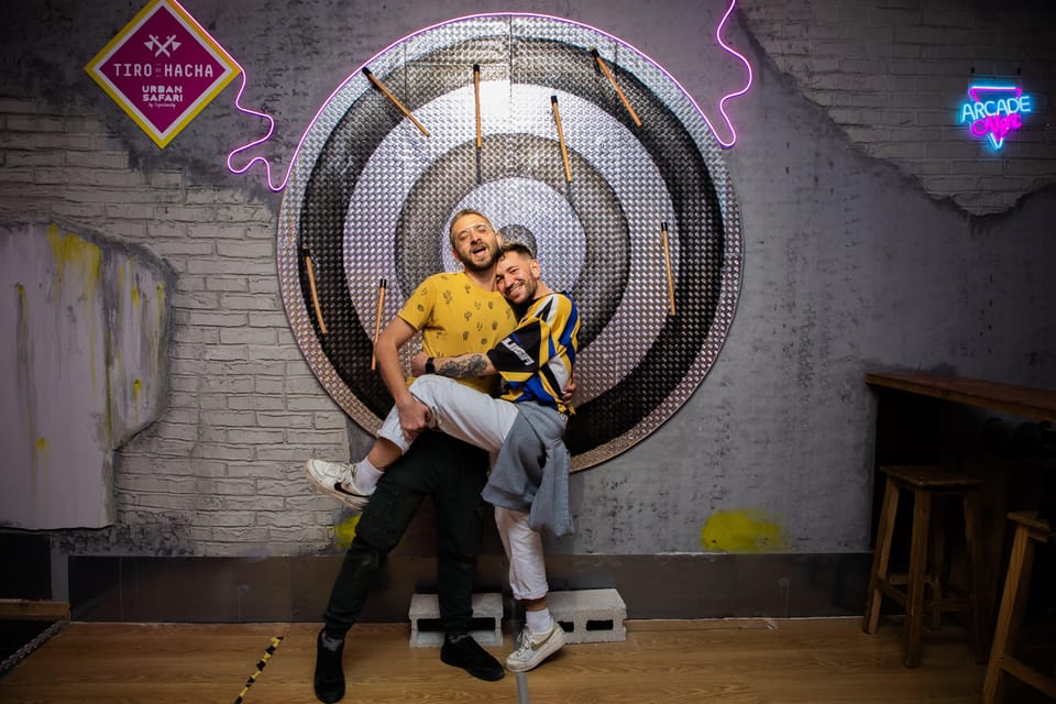 Madrid: Axe Throwing Challenge - Finding Calle Delicias 9 without turning your day into a quest