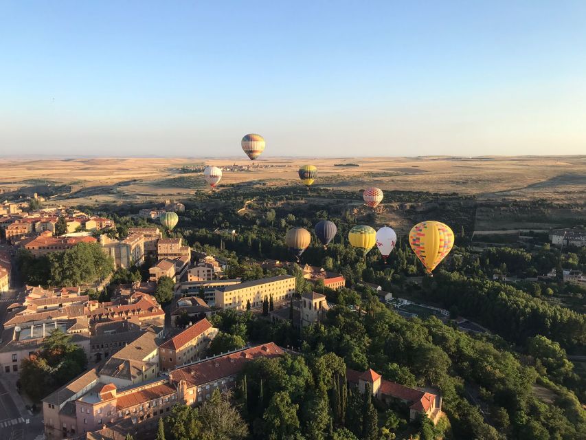 Madrid: Balloon Ride with Transfer Option from Madrid City - About that flight hour over the Guadarrama River