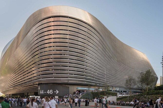 Madrid Bernabeu Stadium Tour Admission Ticket - Should you book the Bernabéu Stadium Tour ticket?