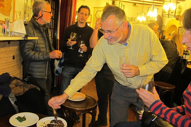 Madrid by Night Small Group Tour: Stories, Sights and Tapas Bites - The 4-Bar Rhythm: How the Walking Adds Value