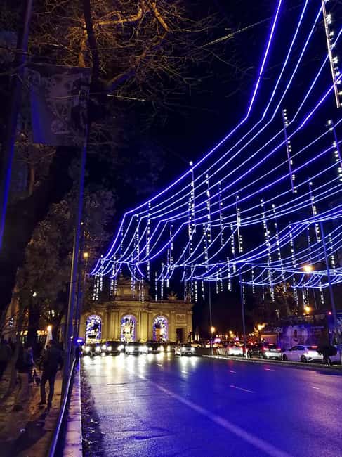 Madrid: City Highlights Tuk-Tuk Tour (2 hours) - Jerónimos, Retiro, and Recoletos: A Shift Toward Calm