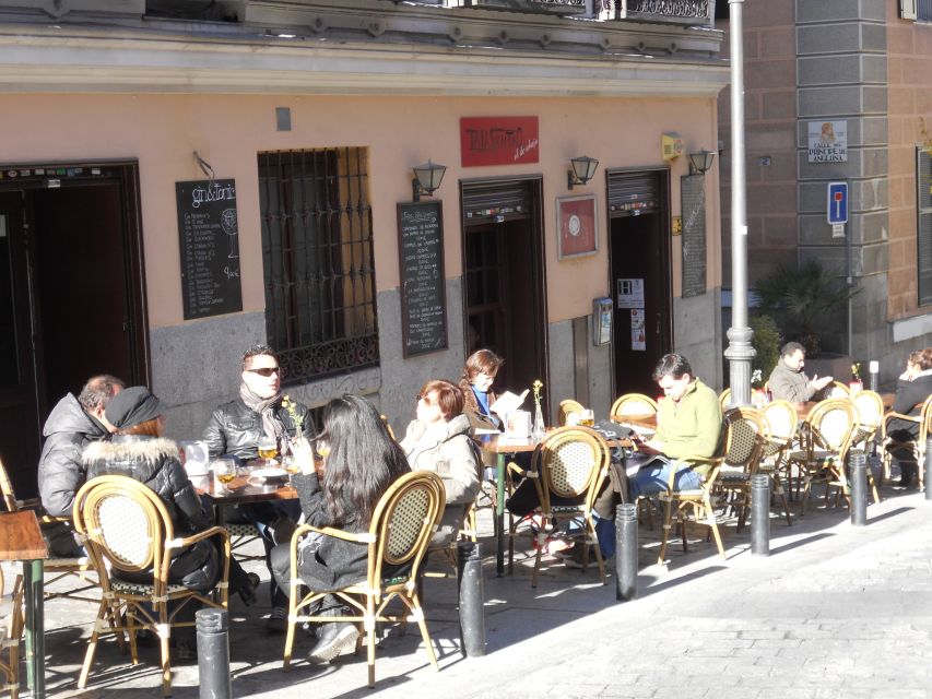 Madrid City Tour: Culture and History - From Puerta del Sol to Medieval Madrid at Plaza de la Paja