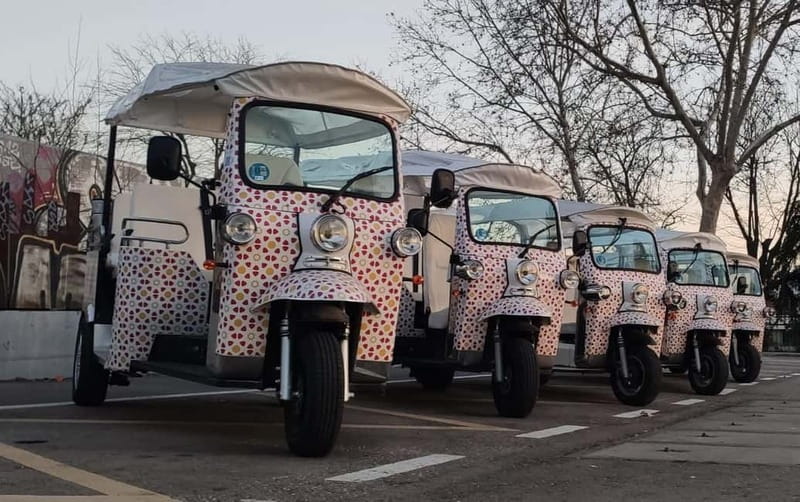 Madrid: City Tours - 6 seats private ecological tuk tuk - The guide factor: stories that make the sights stick