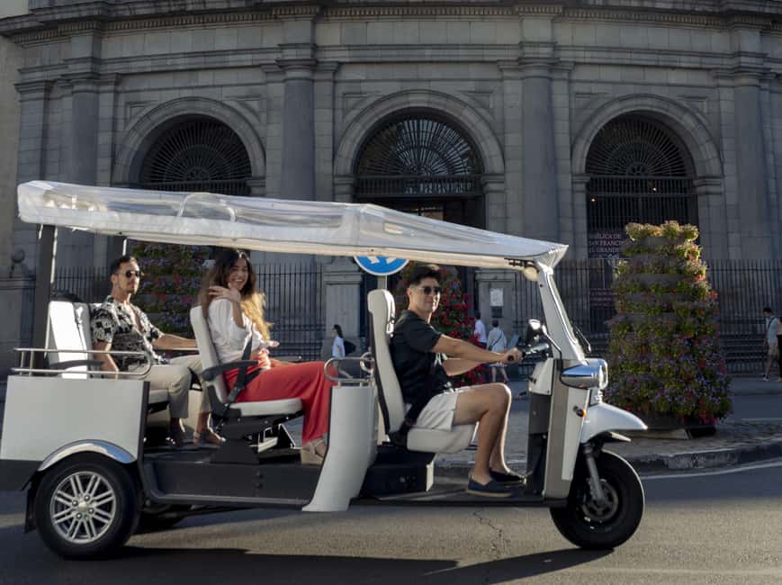 Madrid: Eco-Friendly, Private, and Unique Tuk Tuk Experience - Royal-styled hotels to Neptune Fountain and Las Letras