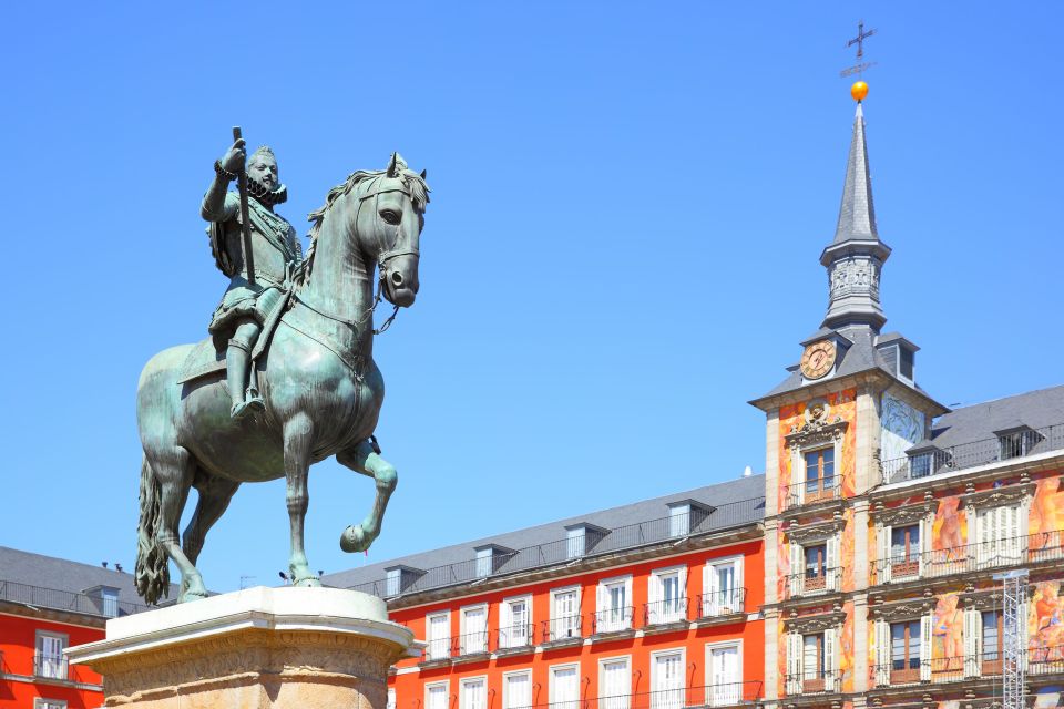 Madrid: El Retiro Park & City Sightseeing Audio Tour - The Saint Jerome Church launch for El Retiro Park
