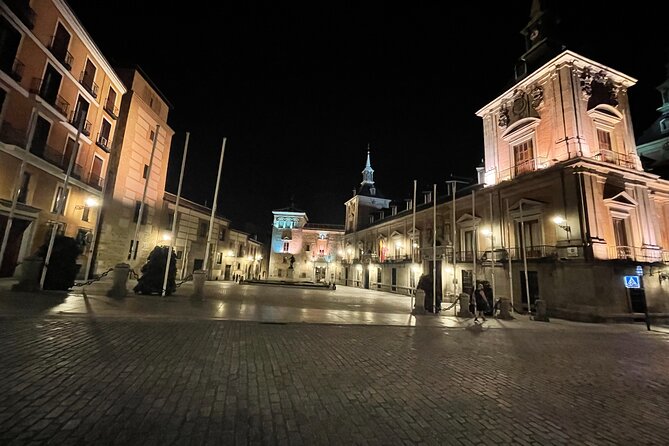 Madrid Evening Walking Tour and optional Flamenco Show - Plaza de las Cortes: Congress, Cervantes, and Smart Street-Level Context