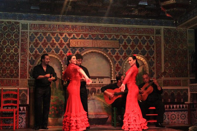 Madrid: Flamenco Show with Tapas or Drink in Tablao Las Tablas - Tablao Las Tablas: why the venue layout matters for flamenco