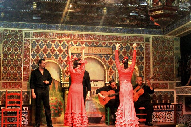 Madrid: Flamenco Show with Tapas or Drink in Tablao Las Tablas - 7:00 pm timing and getting there without stress